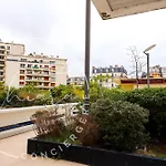 アパート Modern Parisian - Near Eiffel Tower *